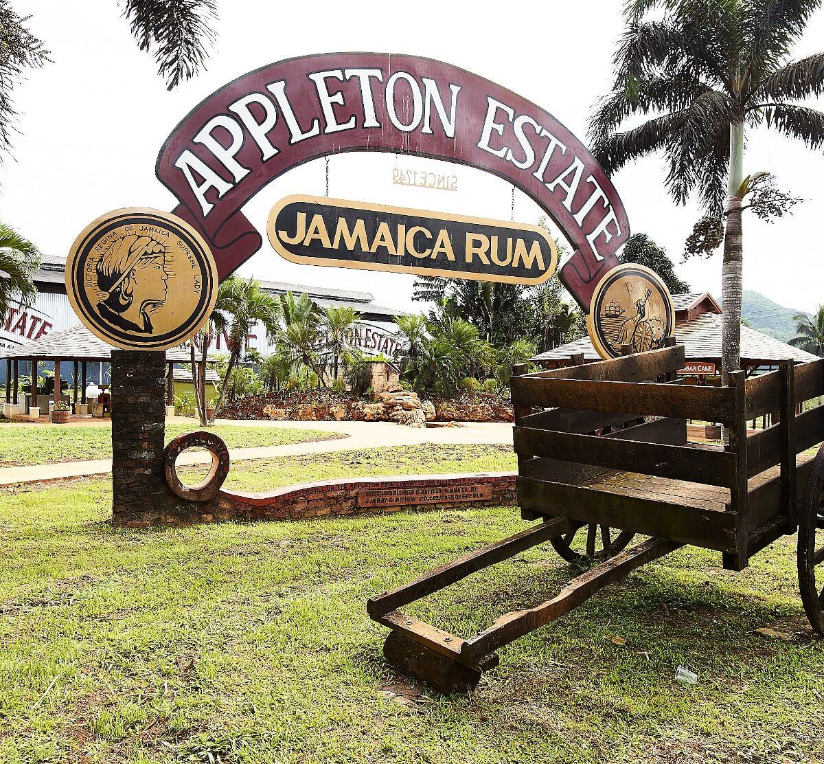 our-iconic-appleton-estate (1)